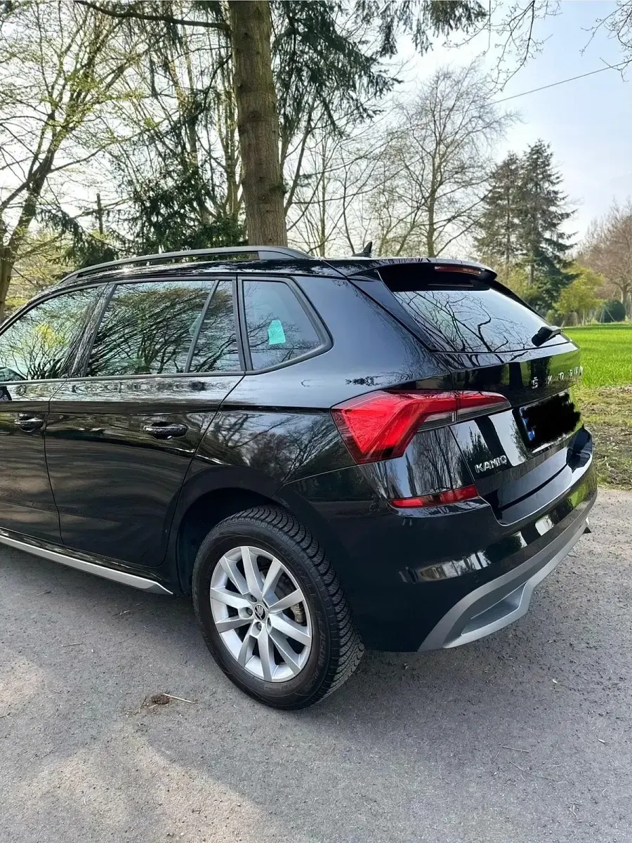 Second-hand Skoda Kamiq Style 150 CP (110 kW) 2020 Negru SUV