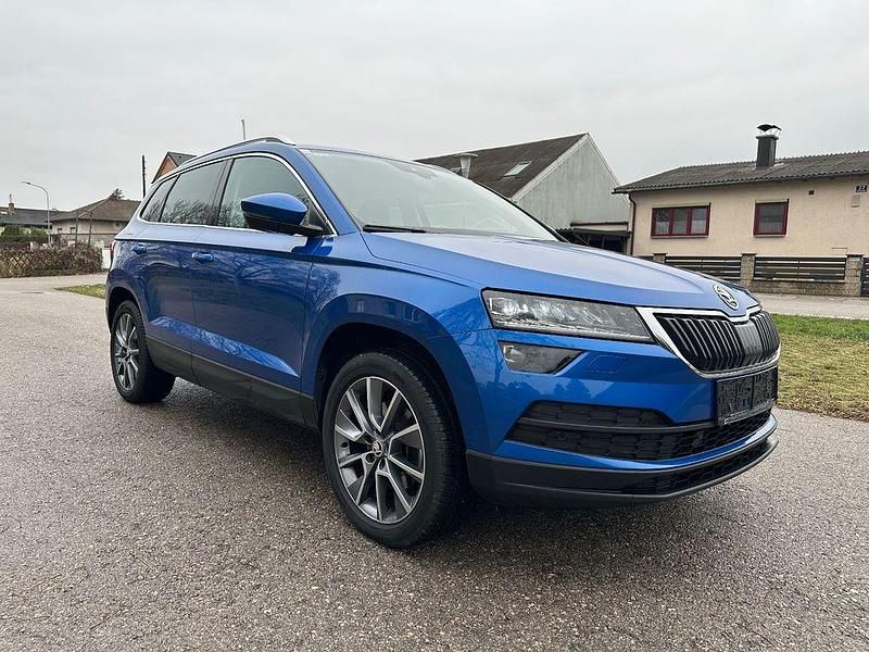 Blau Gebraucht 2020 Skoda Karoq Style SUV | 16.750 € (Guter Preis) - Bild 1/4