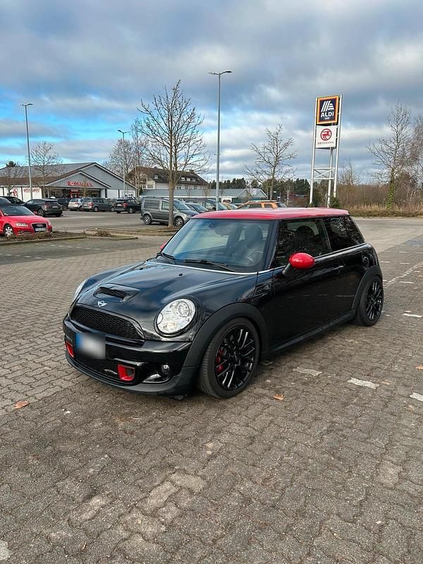 Second-hand Mini John Cooper Works 211 CP (155 kW) 2011 Negru Hatchback
