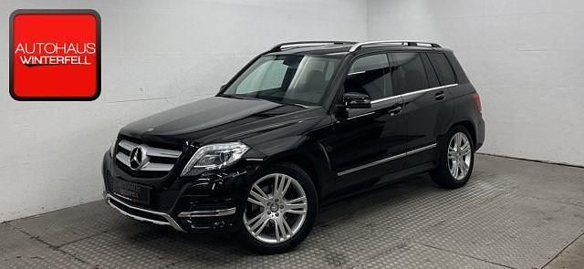 Schwarz Gebraucht 2015 Mercedes GLK220 SUV | 23.800 € (Teuer) - Bild 1/4