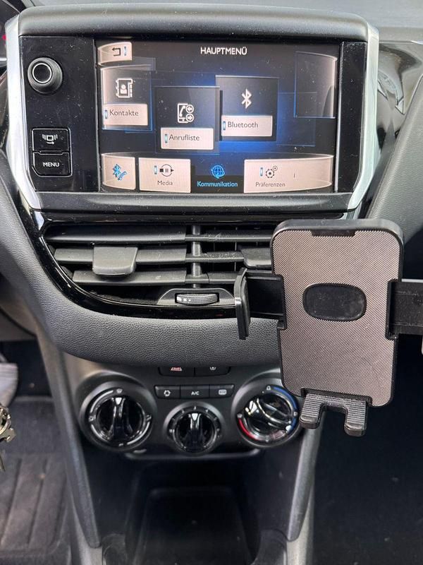 Gebraucht Peugeot 208 Active 97 PS (71 kW) 2012 Kleinwagen