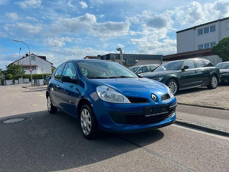 Extremblau Gebraucht 2008 Renault Clio II Extreme Kleinwagen | 4.900 € (Teuer) - Bild 1/4