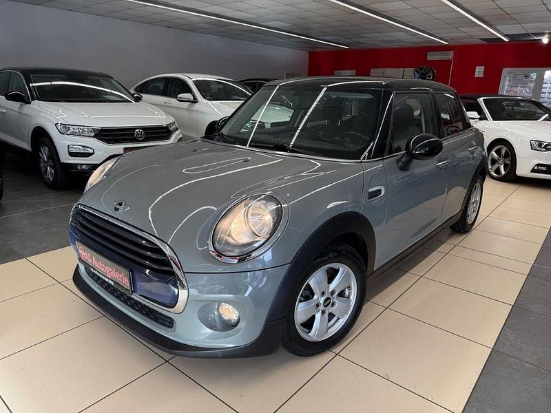 Grau Gebraucht 2017 Mini Cooper Kleinwagen | 13.999 € (Fairer Preis) - Bild 1/4