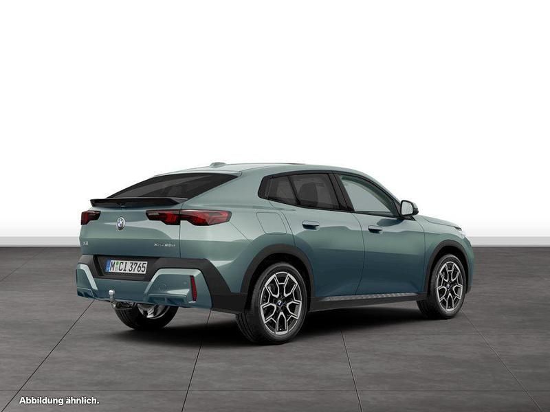 Gebraucht BMW X2 Shadowline 150 PS (110 kW) 2025 Cape york grün metallic SUV