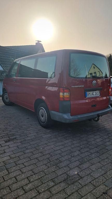 Gebraucht VW Transporter 105 PS (77 kW) 2006 Rot Van