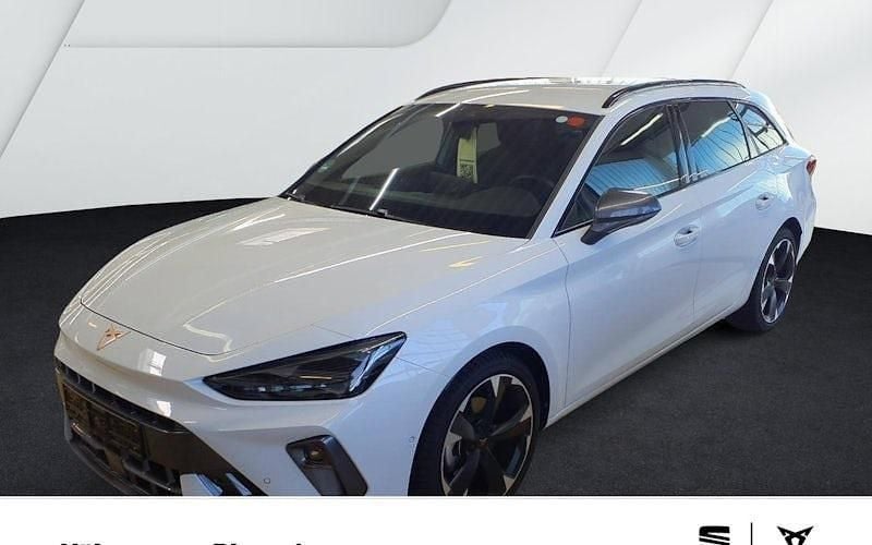 Weiß Gebraucht 2025 Cupra Leon Kombi | 31.868 € (Guter Preis) - Bild 1/4