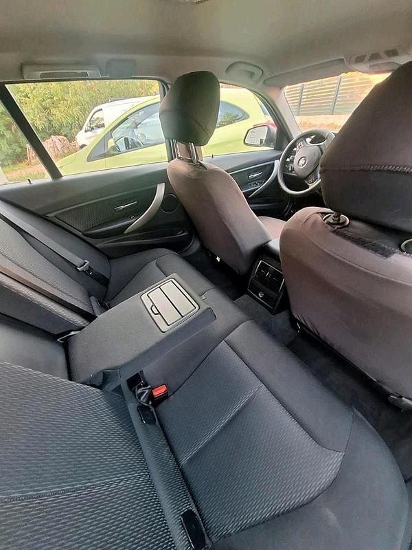 Gebraucht BMW 320 190 PS (139 kW) 2019 Schwarz Kombi