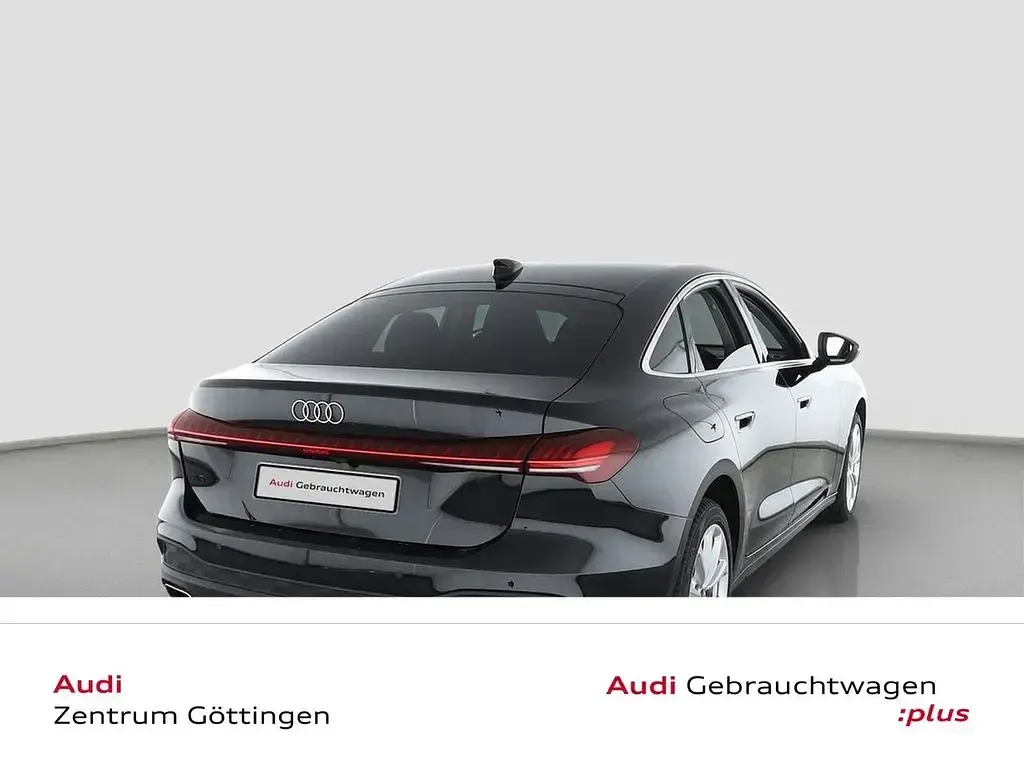 Gebraucht Audi A5 Sport 204 PS (150 kW) 2025 Schwarz Limousine
