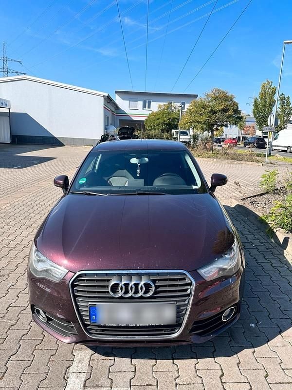 Violet Gebraucht 2012 Audi A1 Kleinwagen | 7.000 € (Guter Preis) - Bild 1/4