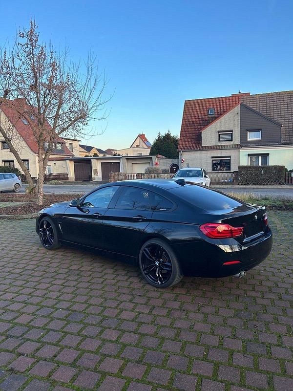 Gebraucht BMW 420 190 PS (139 kW) 2019 Schwarz Coupé