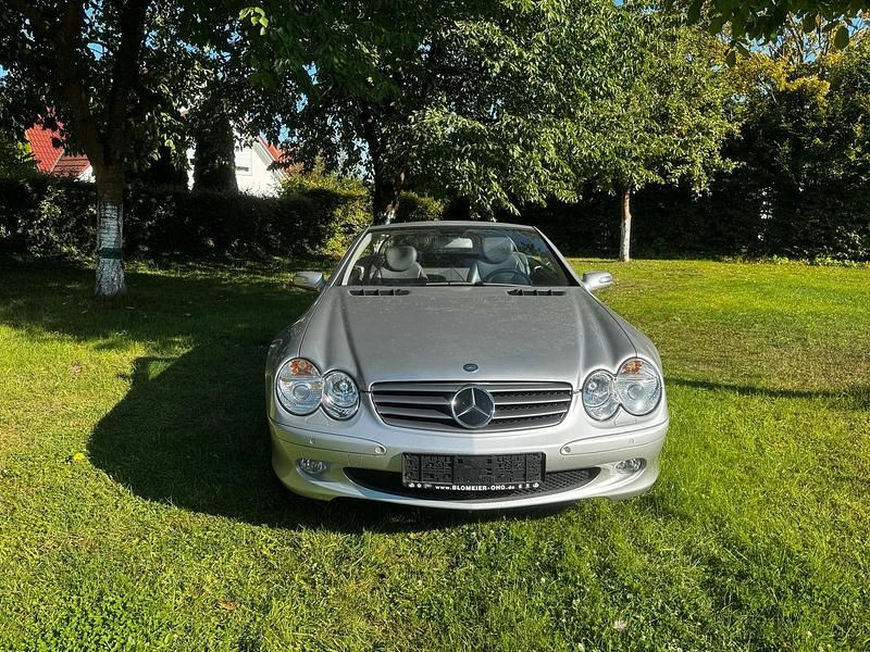 Silber Gebraucht 2005 Mercedes SL500 Cabrio | 22.900 € (Guter Preis) - Bild 1/4
