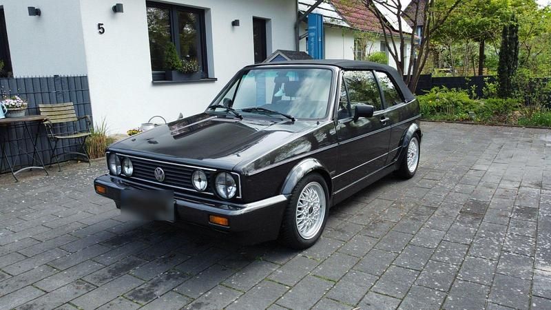 Gebraucht VW Golf Cabriolet 95 PS (69 kW) 1988 Schwarz Cabrio