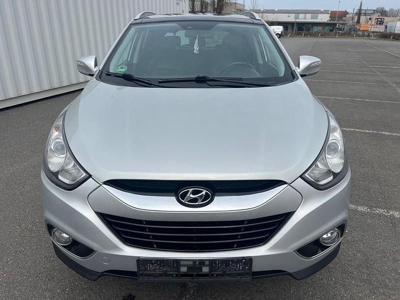 Gebraucht Hyundai ix35 Style 184 PS (135 kW) 2013 Silber SUV