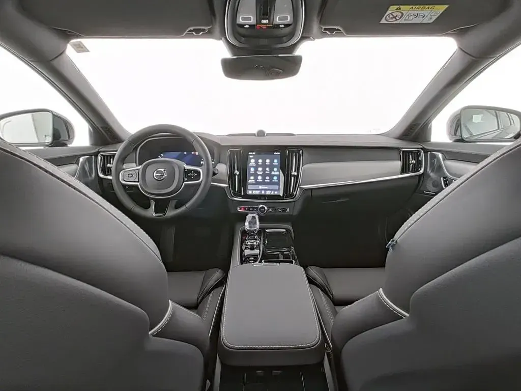 Gebraucht Volvo V90 Ultra 455 PS (334 kW) 2025 Schwarz Kombi