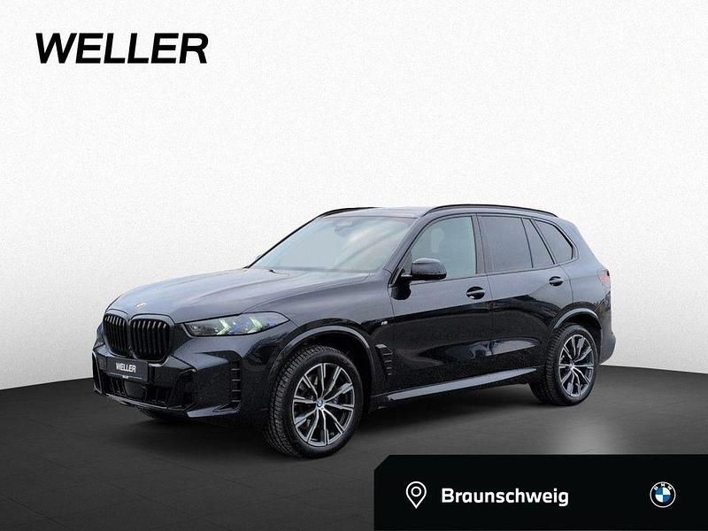 Carbonschwarz metallic (schwarz) Gebraucht 2024 BMW X5 M Sport SUV | 73.890 € (Superpreis) - Bild 1/4