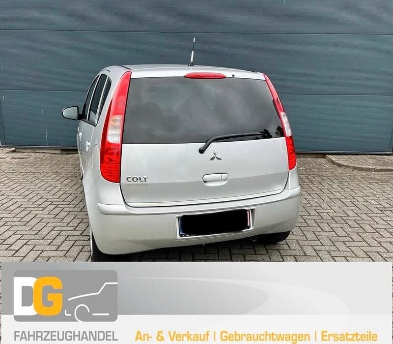 Gebraucht Mitsubishi Colt Motion 95 PS (69 kW) 2006 Silber Kleinwagen
