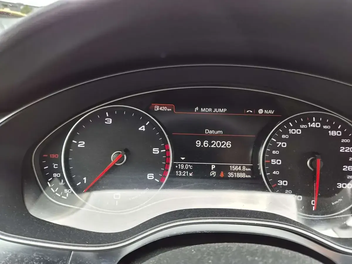 Gebraucht Audi A6 204 PS (150 kW) 2014 Granatrot perleffekt Kombi