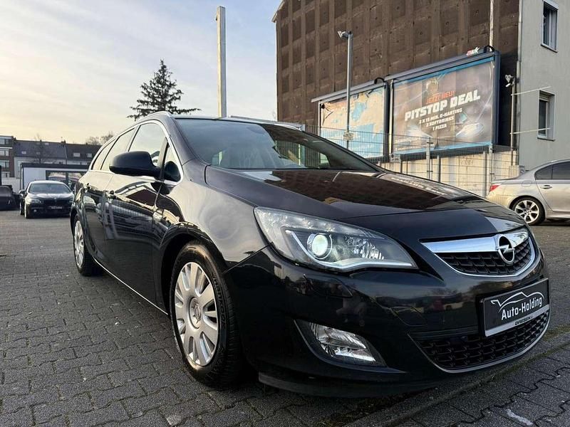 Gebraucht Opel Astra Sport 165 PS (121 kW) 2012 Schwarz Kombi