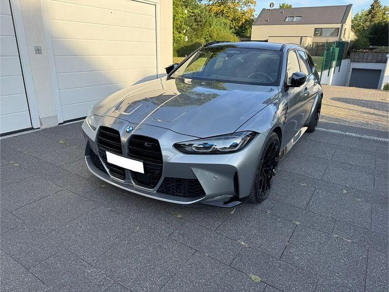 Grau Gebraucht 2023 BMW M3 Efficient Dynamics Kombi | 86.900 € - Bild 1/4