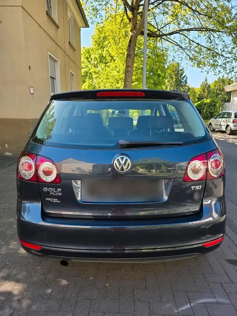 Gebraucht VW Golf VI Trendline 105 PS (77 kW) 2010 Andere farben Kleinwagen
