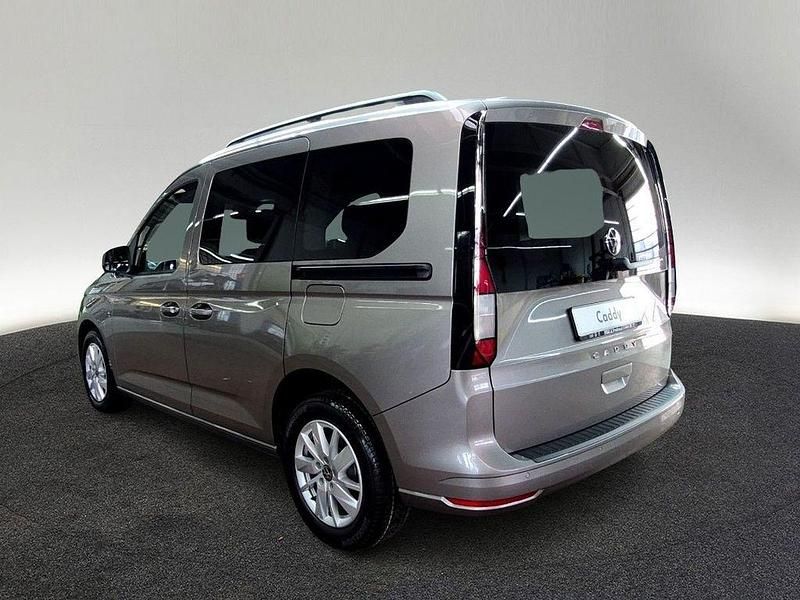 Neu VW Caddy Life 122 PS (89 kW) 2025 Mojave beige metallic Van / Kleinbus