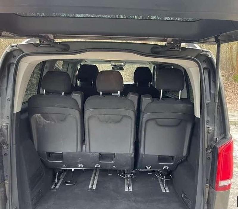 Gebraucht Mercedes V220 163 PS (119 kW) 2016 Grau Van / Kleinbus