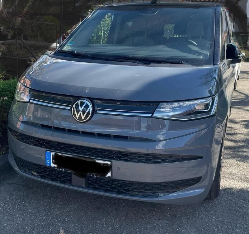 Grau Gebraucht 2023 VW T7 Edition Van | 52.900 € (Superpreis) - Bild 1/4