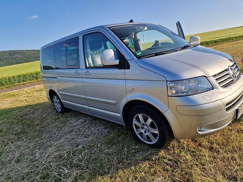 Silber Gebraucht 2008 VW Multivan Van | 9.900 € - Bild 1/4