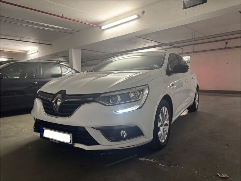 Weiß Gebraucht 2019 Renault Mégane IV LIMITED Deluxe Limousine | 12.985 € (Superpreis) - Bild 1/4