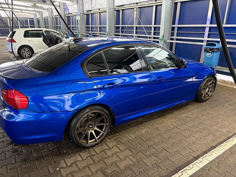 Gebraucht BMW 330 Performance 230 PS (169 kW) 2011 Blau Limousine