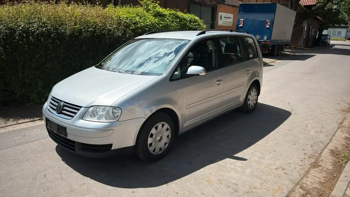 Gebraucht VW Touran 140 PS (102 kW) 2005 Silber Van / Kleinbus