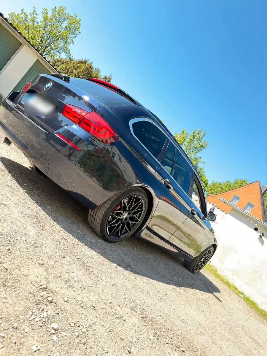 Używany BMW 530 258 KM (189 kW) 2012 Niebieski Kombi