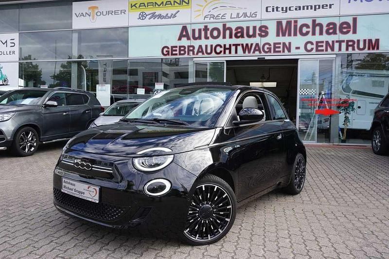 Schwarz Gebraucht 2022 Fiat 500e La Prima Cabrio | 19.490 € (Guter Preis) - Bild 1/4