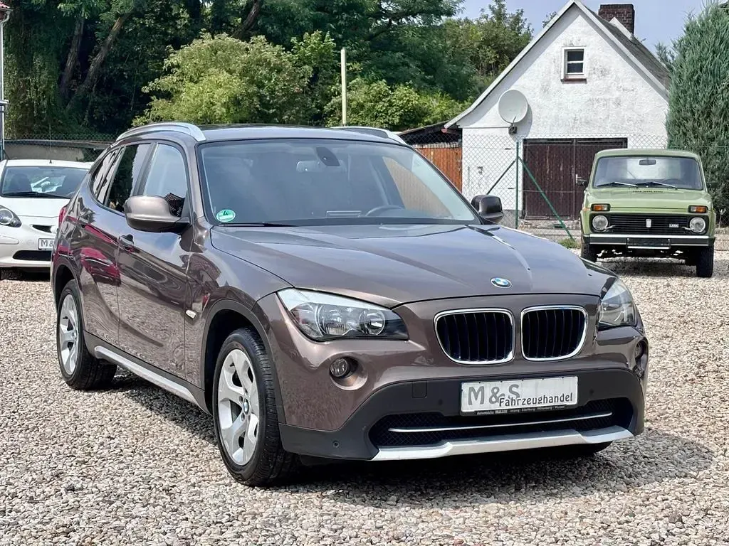 Gebraucht BMW X1 xLine 150 PS (110 kW) 2011 Grau SUV