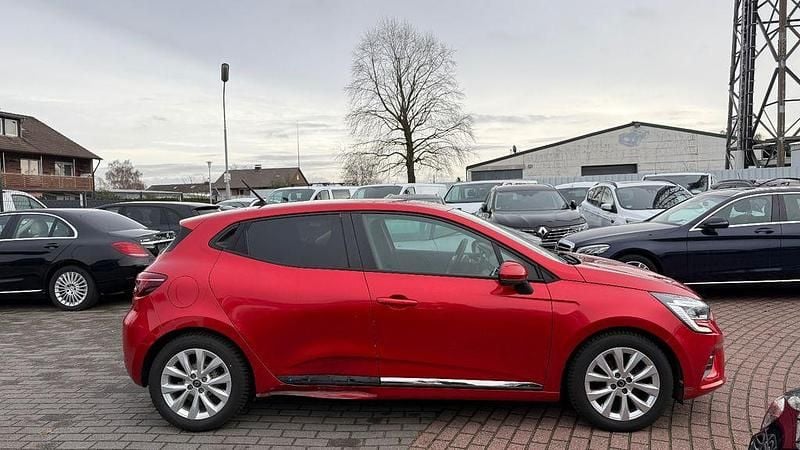 Gebraucht Renault Clio V Experience 101 PS (74 kW) 2020 Rot Limousine