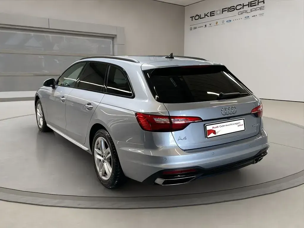 Gebraucht Audi A4 Advanced 204 PS (150 kW) 2023 Silber Kombi