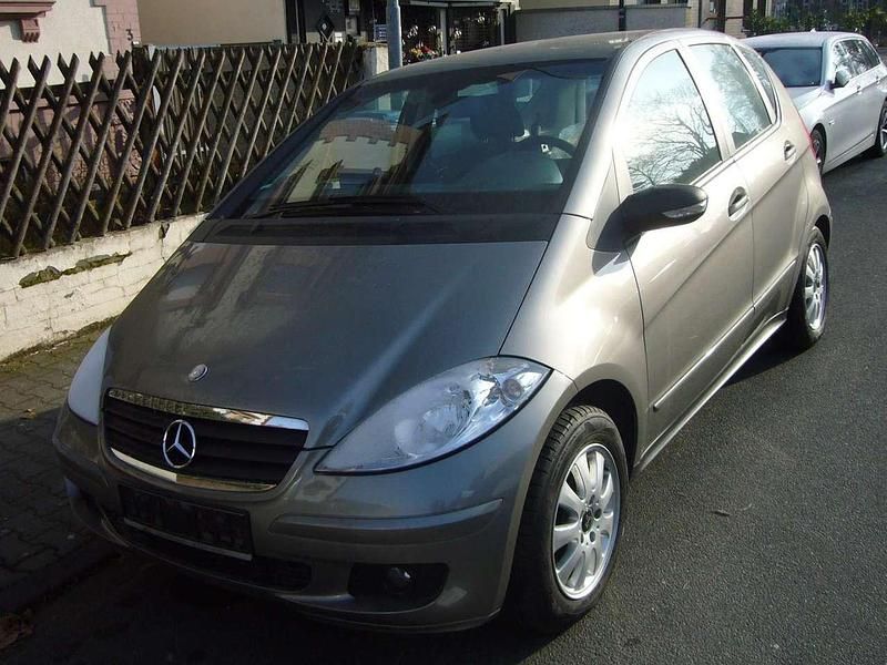 Gebraucht Mercedes A150 Classic 95 PS (69 kW) 2007 Bronze Limousine