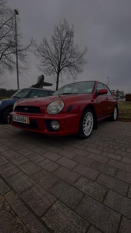 Rot Gebraucht 2001 Subaru Impreza Limousine | 6.300 € (Etwas zu teuer) - Bild 1/4