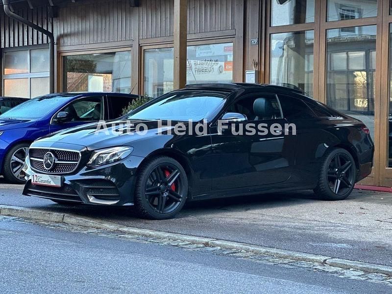 Gebraucht Mercedes E350 AMG 258 PS (189 kW) 2018 Schwarz Coupé