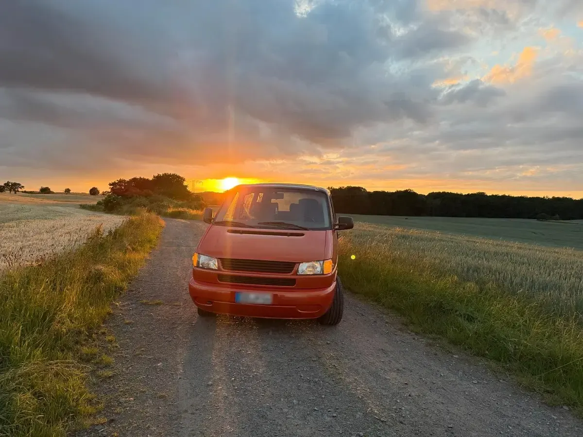 Gebraucht VW Multivan 102 PS (75 kW) 1997 Rot Van / Kleinbus