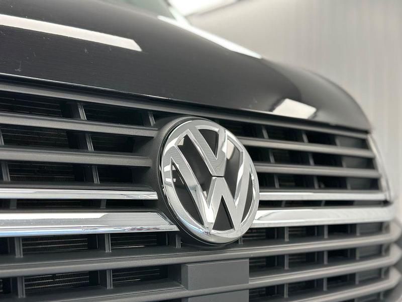 Gebraucht VW Transporter 110 PS (80 kW) 2022 Schwarz Van