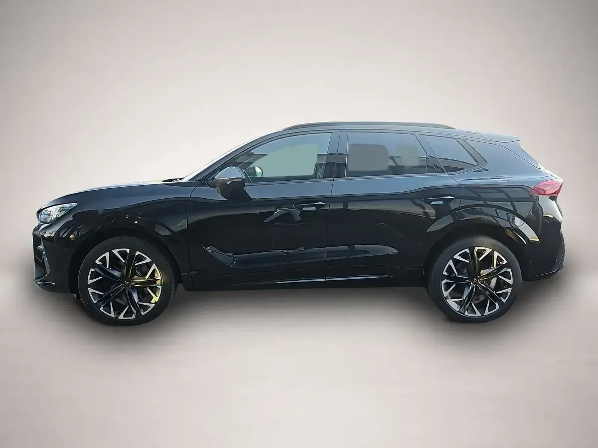 Neu Cupra Terramar VZ 265 PS (194 kW) 2025 Schwarz SUV