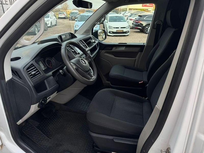 Gebraucht VW Transporter 150 PS (110 kW) 2019 Weiß Van