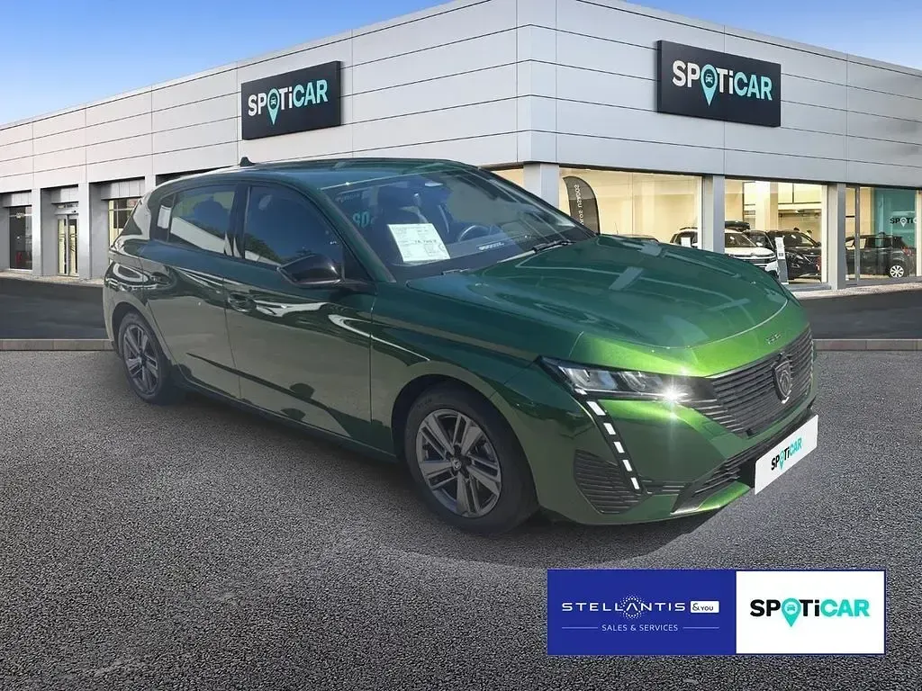 Gebraucht Peugeot 308 Active 131 PS (96 kW) 2023 Schwarz Limousine