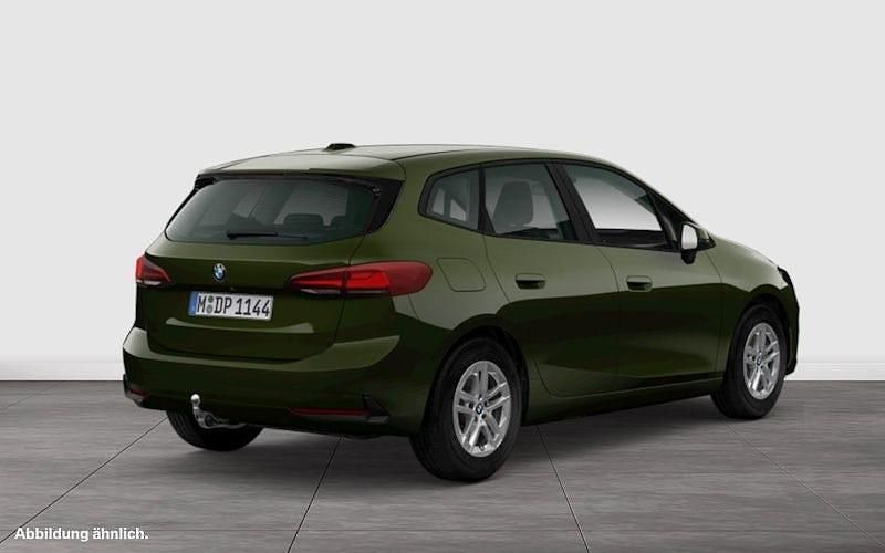 Gebraucht BMW 220 170 PS (125 kW) 2023 Grün Kombi