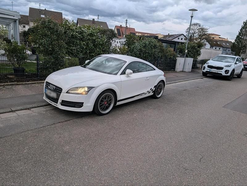 Gebraucht Audi TT 160 PS (117 kW) 2009 Weiß Coupé