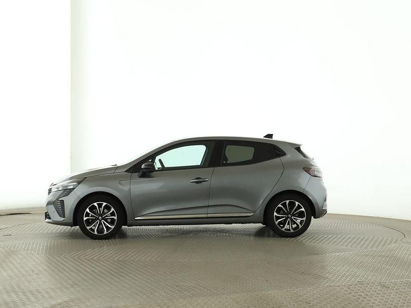 Gebraucht Renault Clio V Techno 94 PS (69 kW) 2025 Grau Limousine