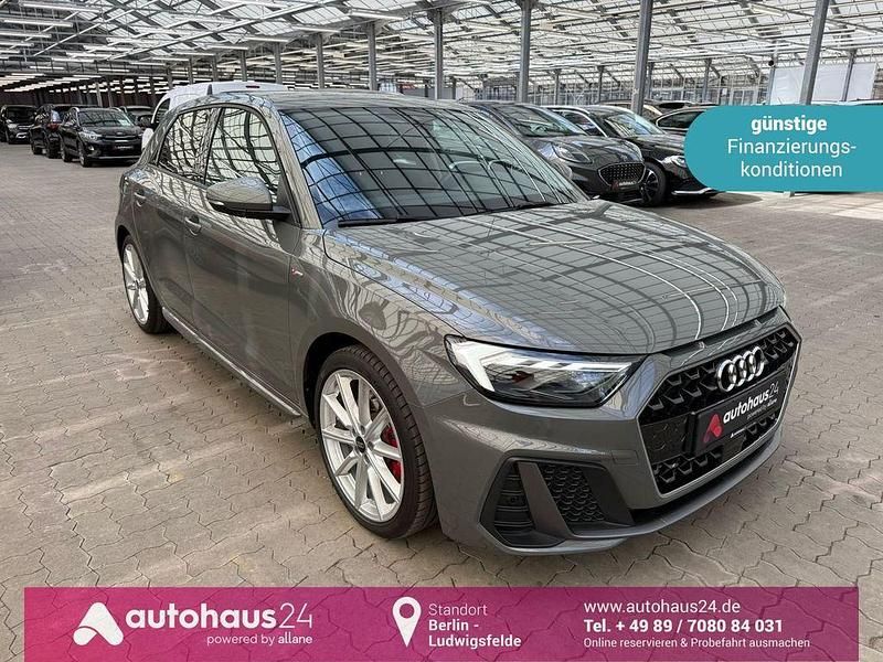 Grau Gebraucht 2023 Audi A1 Sportback S-Line Kleinwagen | 28.970 € (Fairer Preis) - Bild 1/4