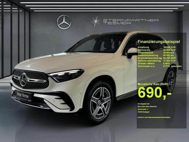 Weiß Gebraucht 2023 Mercedes GLC400d AMG SUV | 63.990 € (Guter Preis) - Bild 1/3