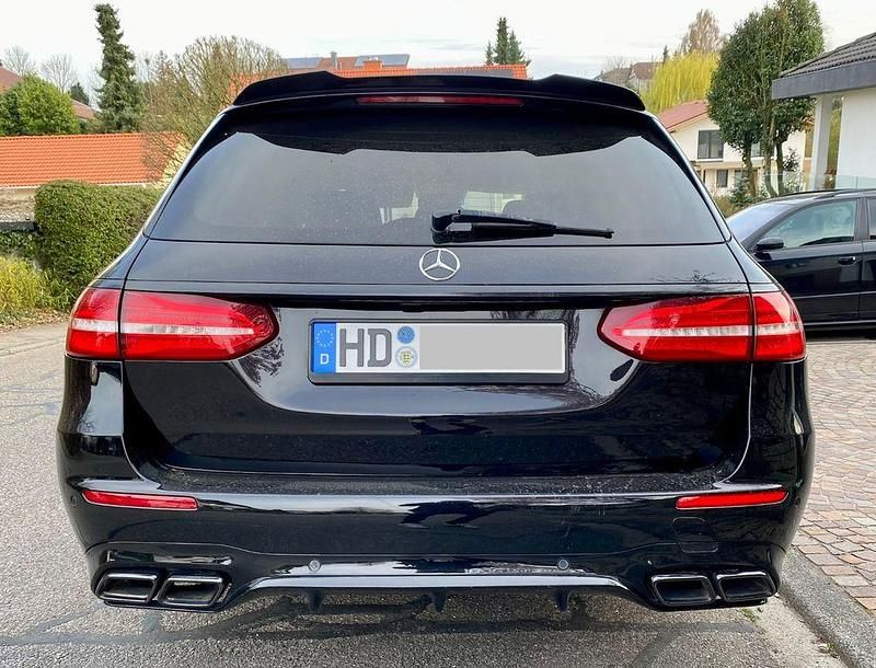 Gebraucht Mercedes E400 340 PS (250 kW) 2019 Schwarz Limousine